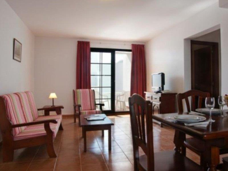 Apartamentos Tabaiba Costa Teguise Bagian luar foto